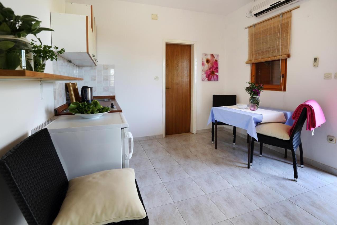 Apartmani Nila Света Неделя Стая снимка